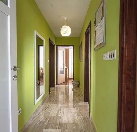 House Oscar 아파트 *